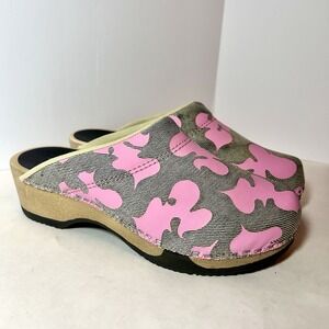 Magnafied Clogs Pink Denim EUR 37 Made In Denmark Wooden Sole